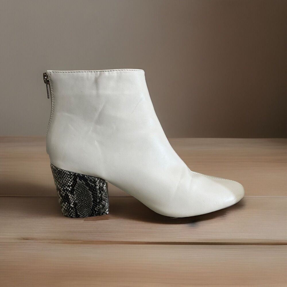Truffle Collection Women's Size 7 White Snake Skin Block Ankle Boots - Picture 10 of 13